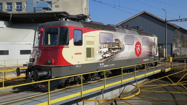37875 Elektrolokomotive Re 420 "175 Jahre Schweizer Bahnen" der SBB Epoche VI